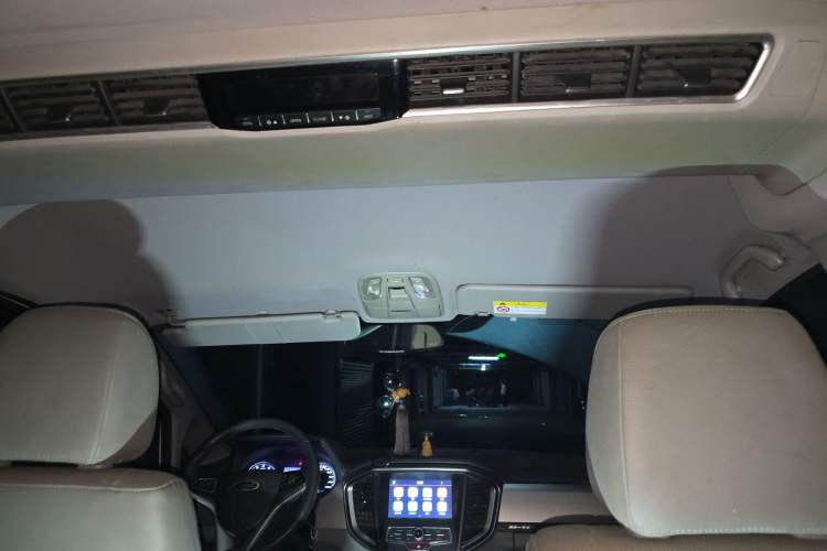 Used  M4 2019 Joyful Series 2.0L Manual Business Model China VI