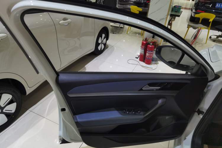 Used Volkswagen Lavida 2023 1.5L Automatic De Yi Edition
