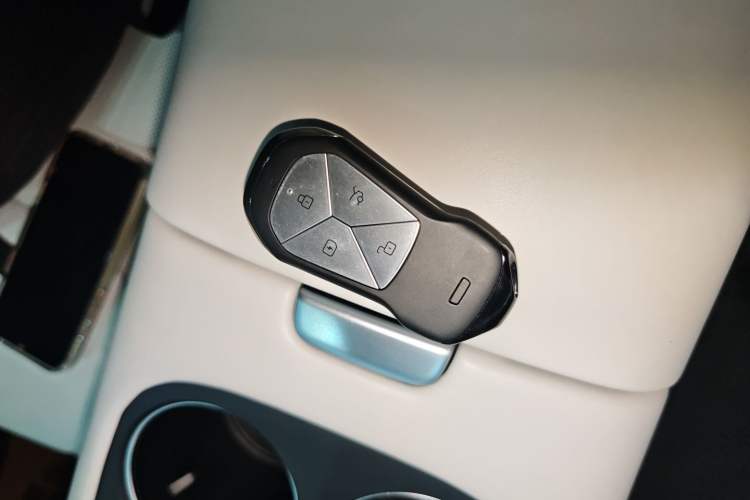 Used XPeng G6 2023 700 Four-Wheel Drive Performance Max
