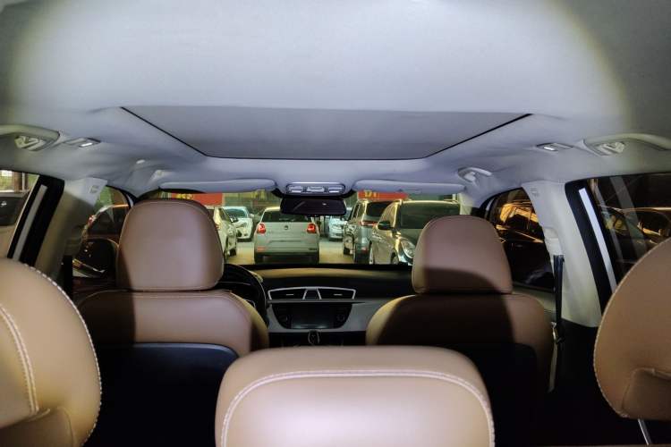 Used Geely Auto Emgrand X7 Sport 2016 1.8TD Automatic ZhiZun Version
