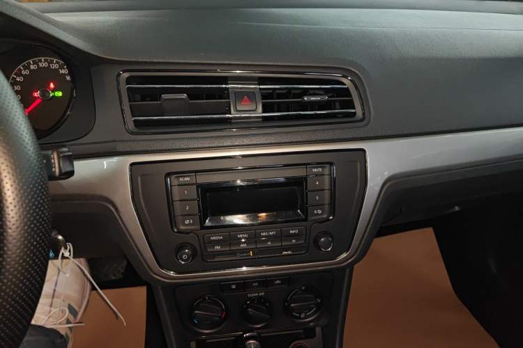 Used Volkswagen Lavida 2019 Lavida Start 1.5L Automatic Trendy Version China VI Standard