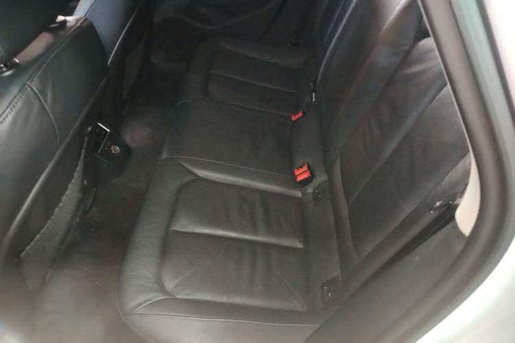 Used Audi A3 2015 Limousine 40 TFSI Automatic Comfort Model