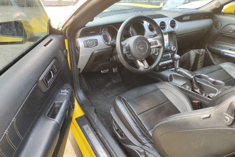 Used Ford Mustang 2017 2.3T P-Version U.S. Specification
