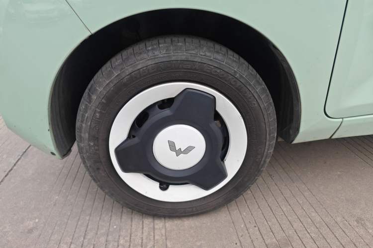 Used Wuling Hongguang MINIEV 2021 Macaron Fashion Edition Lithium-Ion Battery