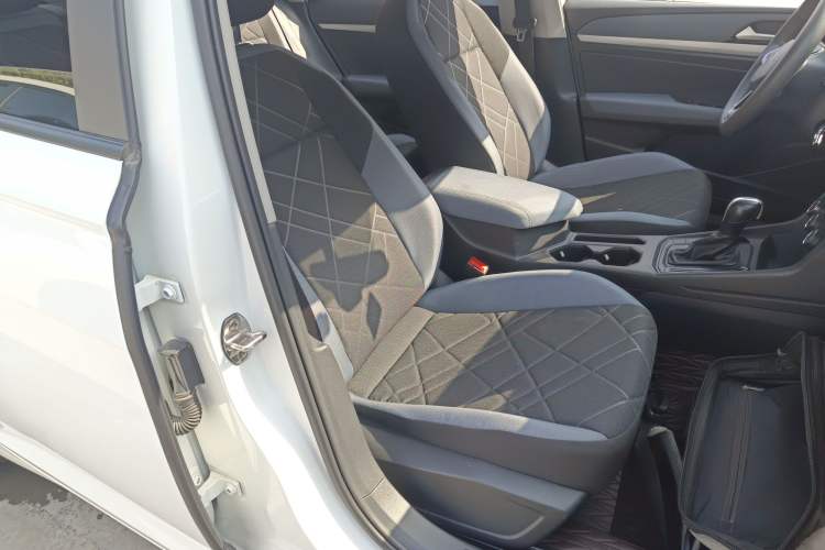 Used Volkswagen Lavida 2023 Revised 1.5L Automatic DeYi Edition