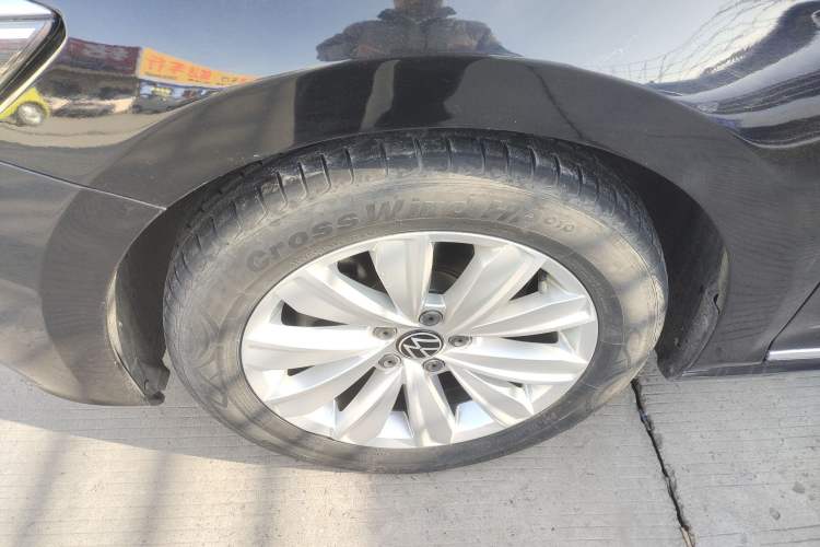 Used Volkswagen Passat 2020 Facelift 330TSI Elite Edition China VI Standard
