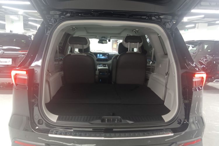 Used Ford Equator 2023 EcoBoost 225 Premier PLUS 7-Seater (2/2/3)
