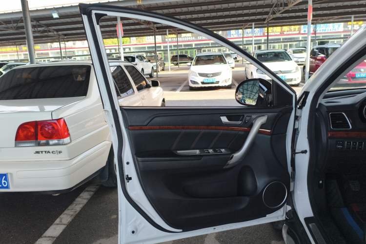 Used Haval H6 2017 Red-Label Sport Edition 1.5T Manual Two-Wheel Drive Elite Model
