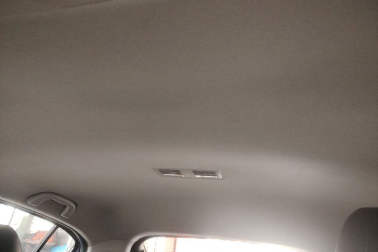 Used Mazda Mazda 3 Axela 2016 Hatchback 1.5L Automatic Comfort Model