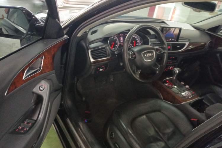 Used Audi A6L 2015 30 FSI Millionth Anniversary Comfort Model