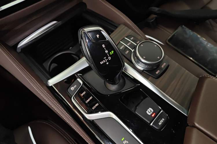 Used BMW 5 Series 2018 Revised Version 530Li Leading Edition Luxury Package