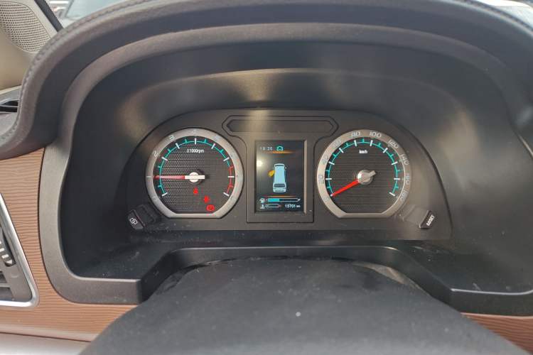 Used FORTHING Lingzhi 2020 M5L 1.6L Luxury 7-Seater
