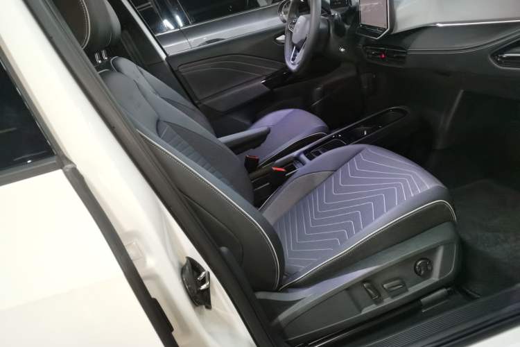 Used Volkswagen ID.3 2025 Smart Edition Outstanding Model
