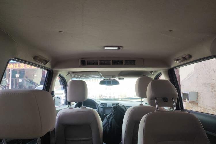 Used Wuling Hongguang 2014 1.5L S Standard Version
