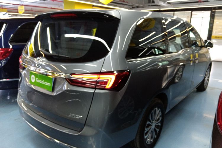 Used Buick GL8 2022 Land Cruiser Executive Class 652T Comfort Model