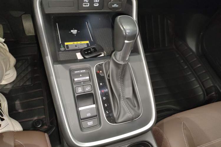 Used Honda CR-V 2023 240TURBO Two-Wheel Drive Deluxe Edition 7 Seats
