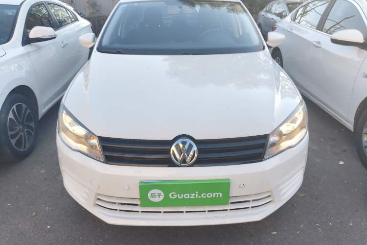 Used Volkswagen Jetta 2015 Zhuihui Edition 1.4L Manual Fashion Model