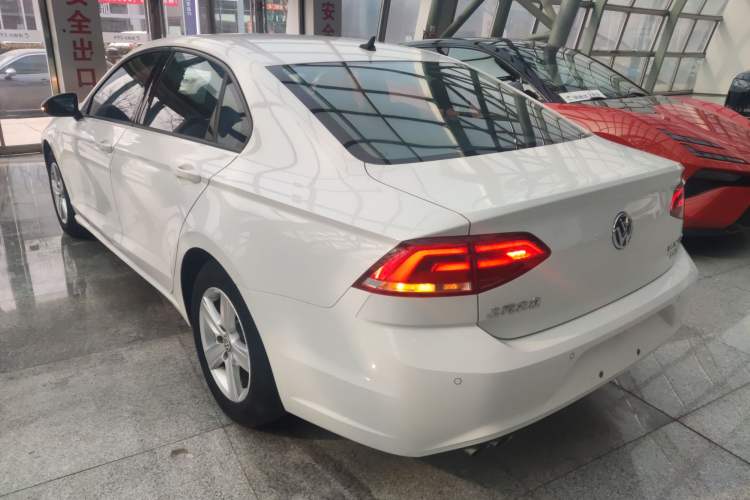 Used Volkswagen Lamando 2017 230TSI DSG Fashion Edition