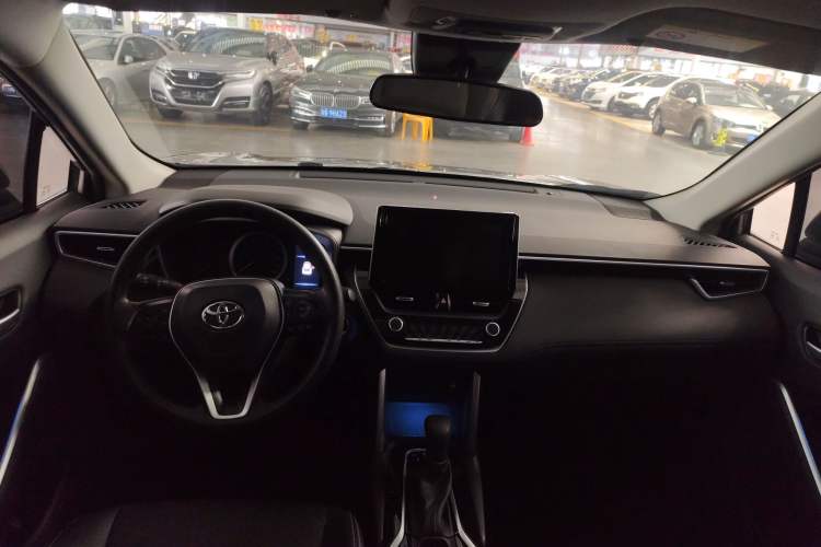 Used Toyota FRONTLANDER 2022 2.0L CVT Luxury PLUS Edition
