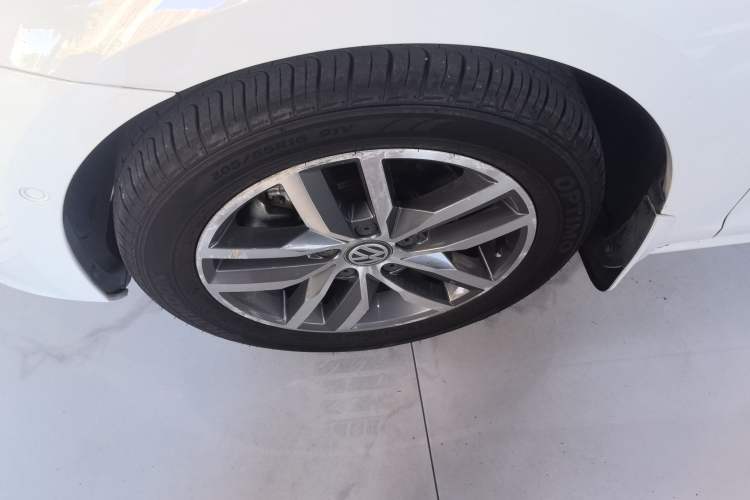 Used Volkswagen Golf 2017 230TSI Automatic Luxury Million-Vehicle Commemorative Edition
