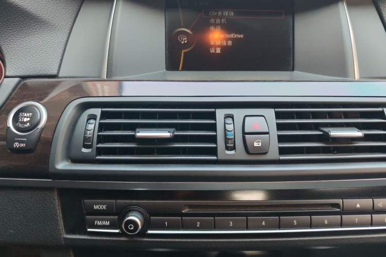 Used BMW 5 Series 2014 525Li Leading Model