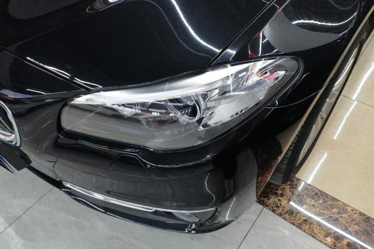 Used BMW 5 Series 2014 525Li Luxury Design Package
