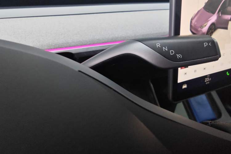 Used Tesla Model Y 2024 Rear-Wheel-Drive Version