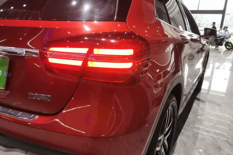 Used Mercedes-Benz GLA 2017 GLA 200 Fashion Model