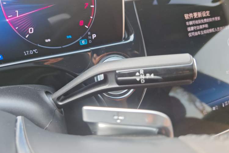 Used Mercedes-Benz E-Class 2025 Facelift E 300 L Luxury Edition
