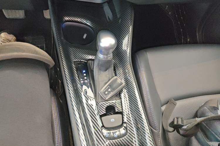 Used Toyota C-HR 2021 2.0L Luxury Edition
