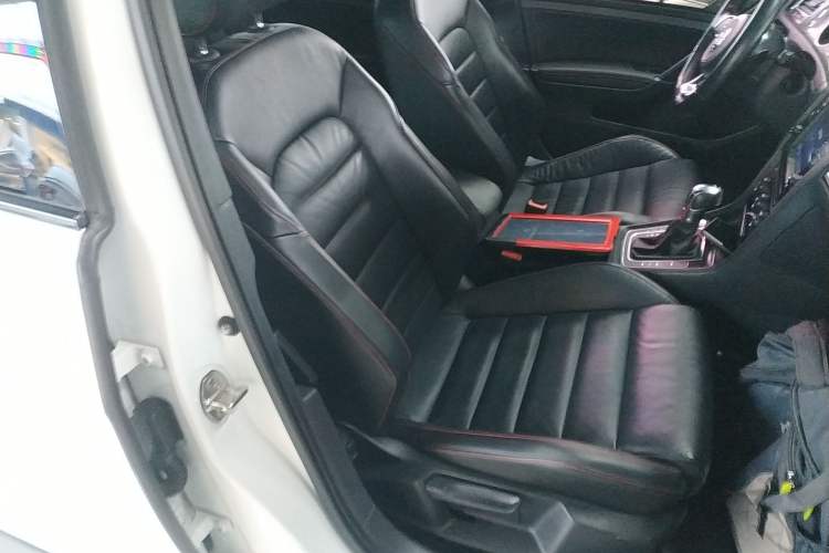 Used Volkswagen Golf GTI 2016 2.0 TSI GTI
