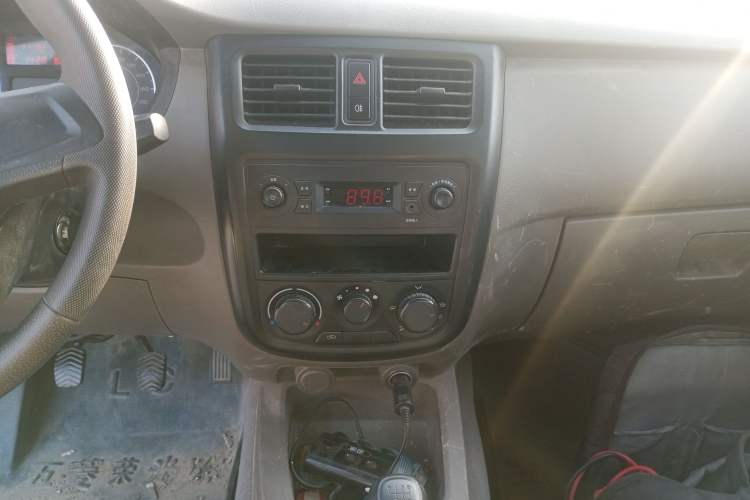 Used Wuling Rongguang V 2019 1.5L Practical Model China VI LAR
