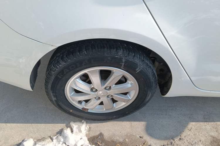 Used Kia K2 2015 Sedan 1.4L MT GLS
