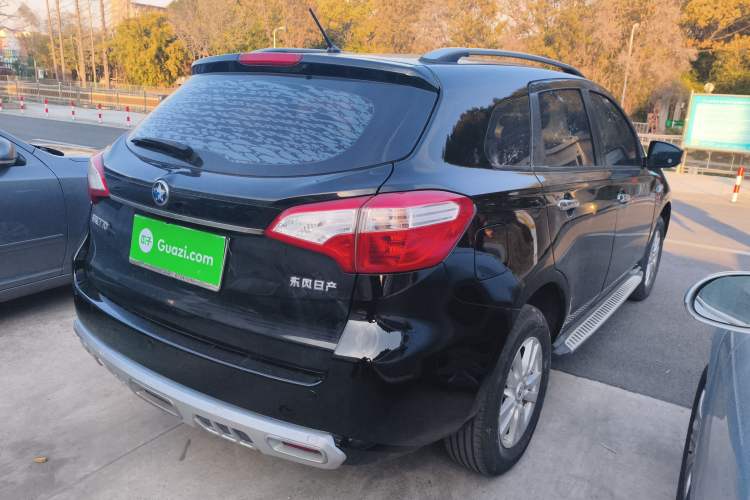 Used Venucia T70 2015 2.0L Manual RuiQu Version