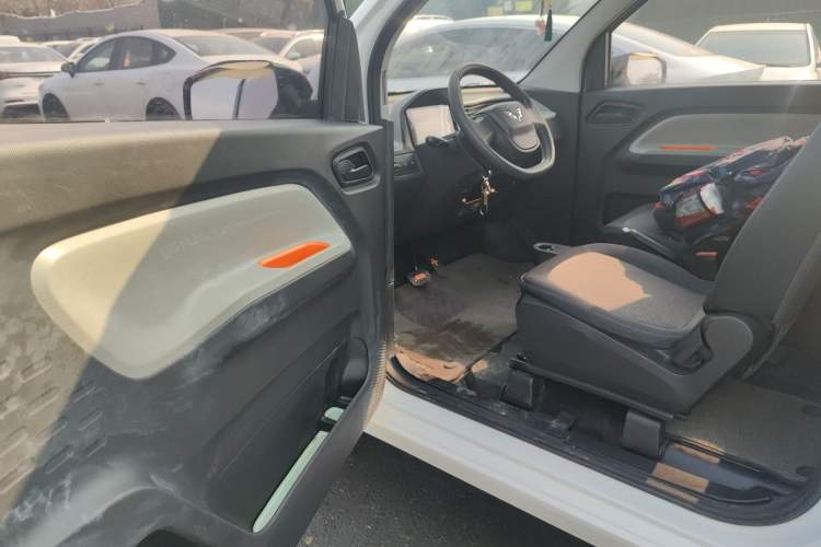 Used Wuling Hongguang MINIEV 2022 Easy Version Lithium Iron Phosphate