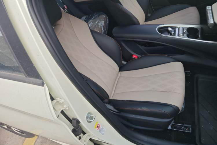 Used BYD Dolphin 2025 420km Free Edition