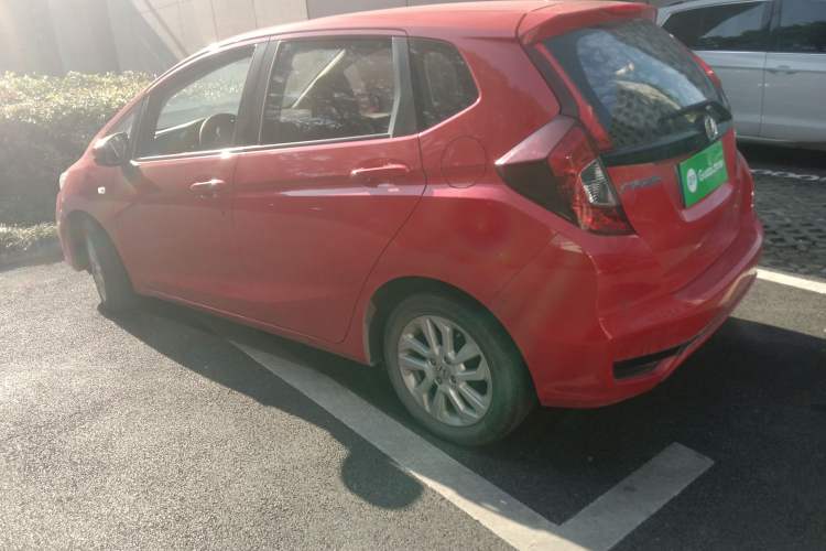 Used Honda Fit 2018 1.5L CVT Comfort Sunroof Version