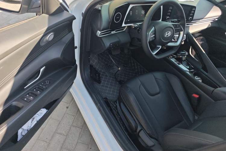 Used Hyundai Elantra 2023 1.5L CVT GLX Elite Edition