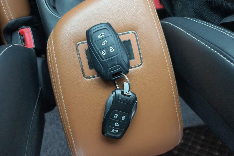 Used Soueast DX7 2018 1.5T Automatic Glory Edition