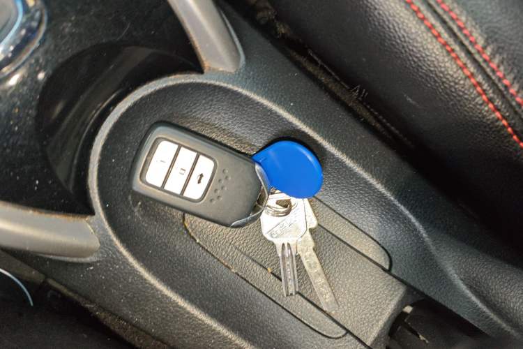 Used Honda Crider 2013 1.8L automatic luxury edition