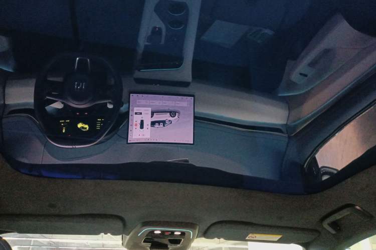 Used Zeekr 001 2025 YOU Edition 100 kWh All-Wheel Drive