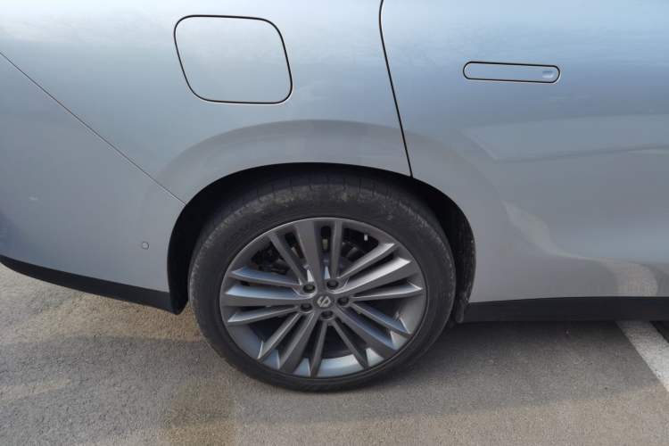 Used Leapmotor C16 2024 Range-Extended 200 LiDAR Edition
