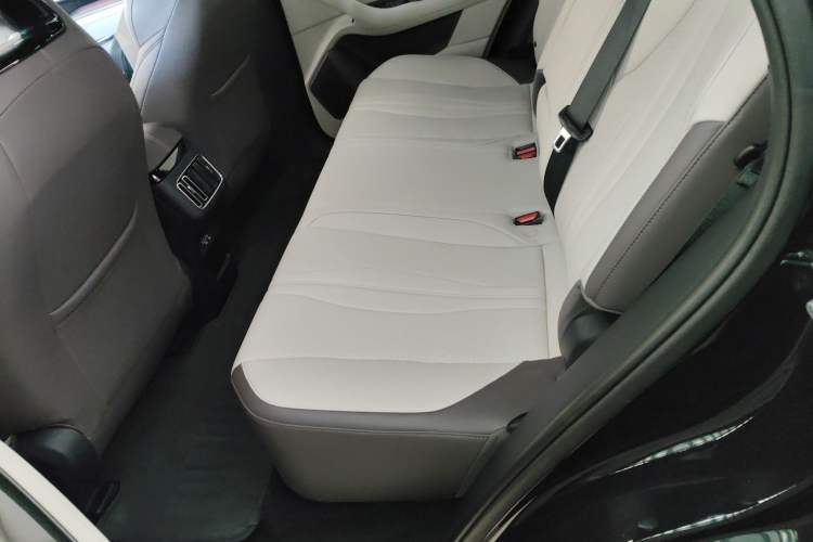 Used BYD Song PLUS New Energy 2025 EV Intelligent Driving Version 520km Premium Model
