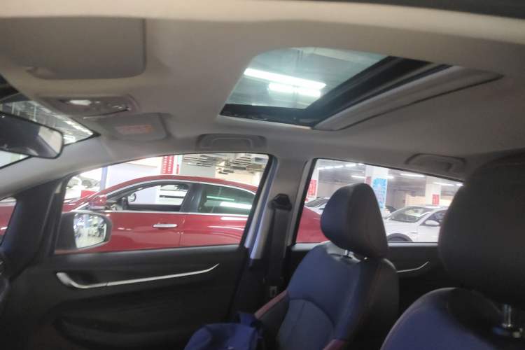 Used Geely Auto Vision X3 2021 PRO 1.5L CVT Deluxe Model
