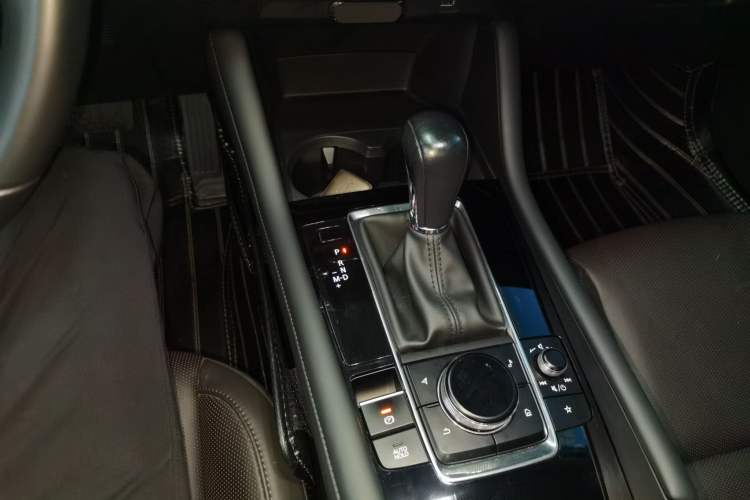 Used Mazda Mazda 3 Axela 2021 2.0L Automatic Zhi Rui Edition
