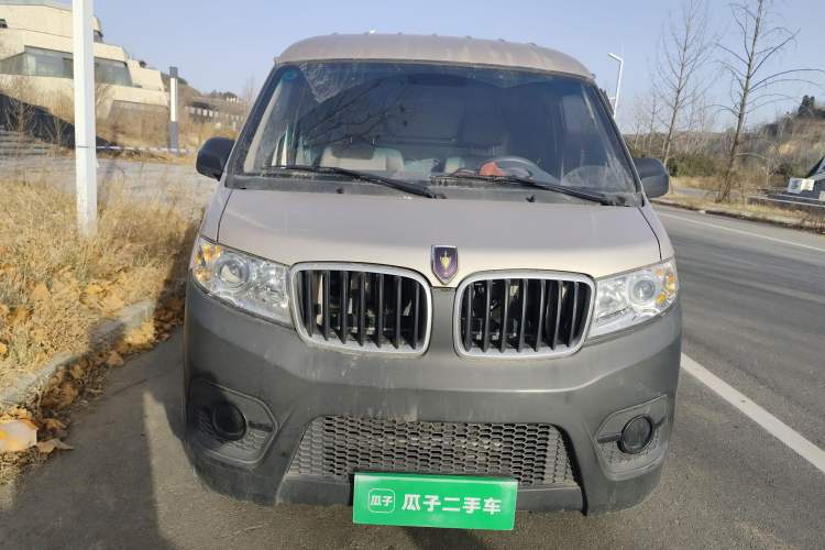 Used Jinbei Hiace X30 2023 1.5L Super-Enjoyment Van 2/5 Seats Non-Air-Conditioned Version SWC15M
