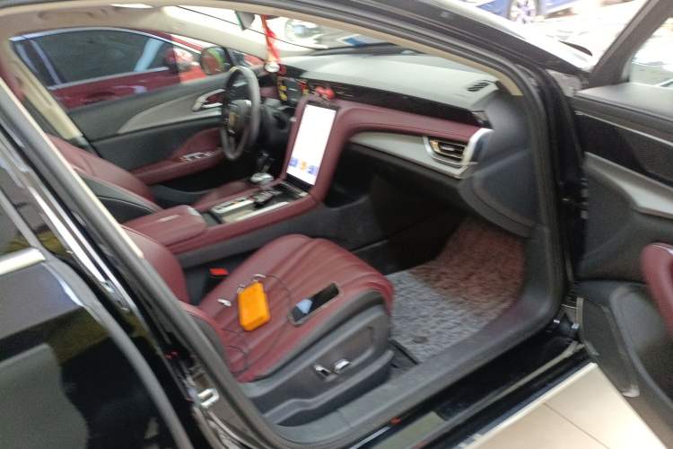 Used Hongqi H5 2023 2.0T Automatic Smart Connect Flagship Edition
