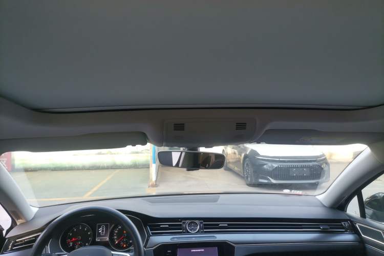 Used Volkswagen Magotan 2020 330TSI DSG Leading Model
