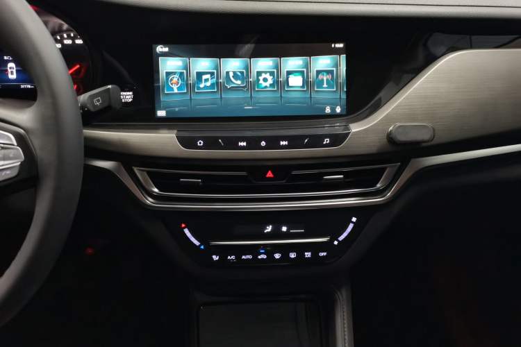 Used Changan CS35PLUS 2021 Honor Million Edition 1.6L Manual Luxury Model