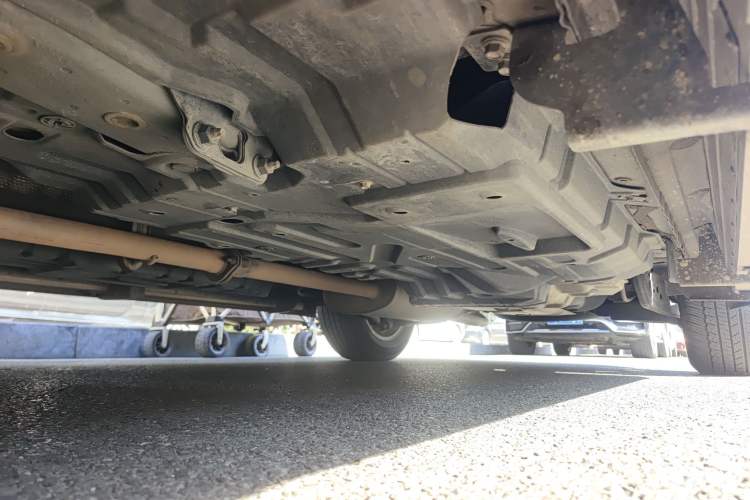 Used Toyota Highlander 2018 2.0T Two-Wheel Drive Elite Edition 7 Seats Emission Standard China V